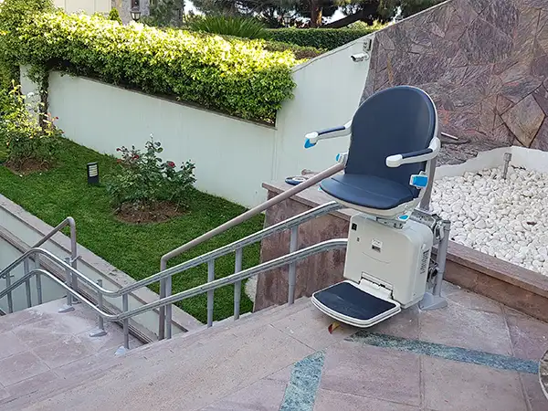 merdiven asansörü fiyat